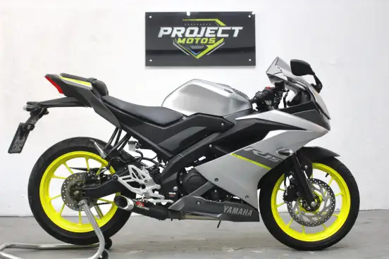 YAMAHA-YZF R15-2024