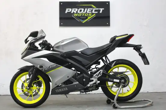 YAMAHA-YZF R15-2024
