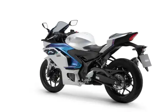 YAMAHA-YZF R3 ABS CONNECTED YAMAHA-YZF R3 ABS CONNECTED-2026