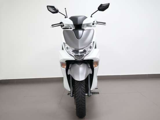 YAMAHA-FLUO 125 ABS-2023