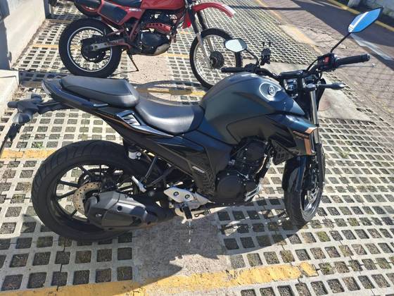 YAMAHA FZ25 FAZER ABS 