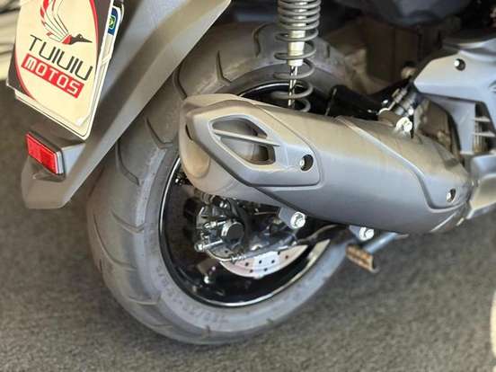 YAMAHA-NMAX CONNECTED 160 ABS-2024