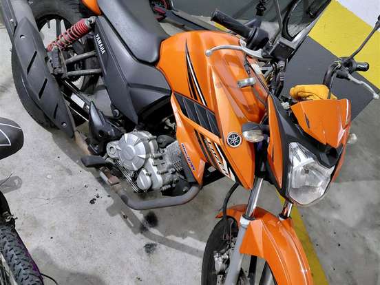 YAMAHA-YS 150 FAZER SED YAMAHA-YS 150 FAZER SED-2015