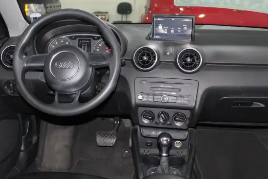 AUDI-A1-2014