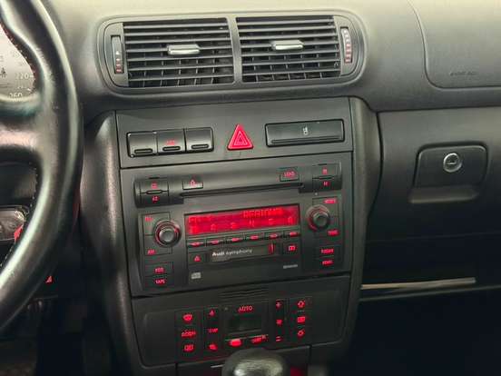 AUDI-A3-1.8 20V 180CV TURBO GASOLINA 4P TIPTRONIC AUDI-A3-2006