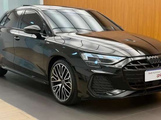 AUDI-A3-2.0 40 TFSI GASOLINA SEDAN PERFORMANCE BLACK S-TRONIC AUDI-A3-2025