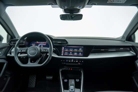 AUDI-A3-2022