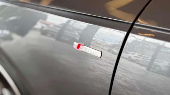 AUDI-A4-2.0 TFSI GASOLINA AVANT PRESTIGE PLUS S TRONIC AUDI-A4-2019