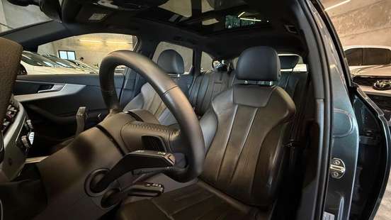 AUDI-A4-2019