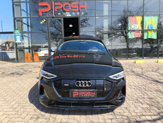 AUDI-E-TRON-2020