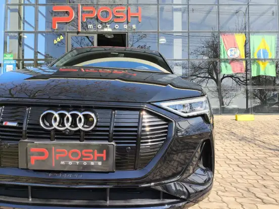 AUDI-E-TRON-ELÉTRICO SPORTBACK PERFORMANCE BLACK QUATTRO AUDI-E-TRON-2020