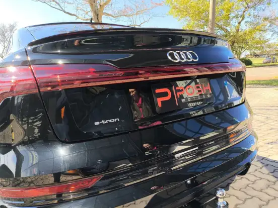 AUDI-E-TRON-ELÉTRICO SPORTBACK PERFORMANCE BLACK QUATTRO AUDI-E-TRON-2020