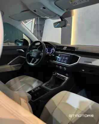 AUDI-Q3-2020