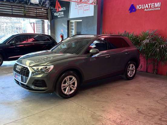 AUDI-Q3-2021