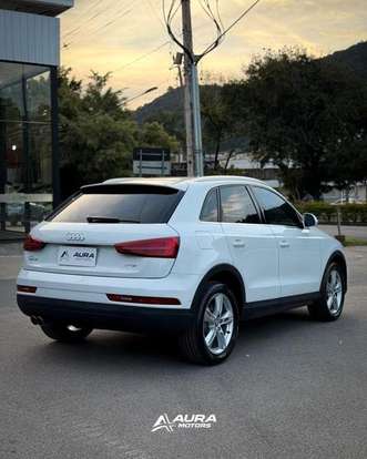 AUDI-Q3-2018