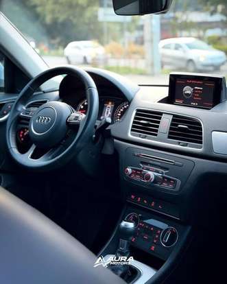 AUDI-Q3-2018
