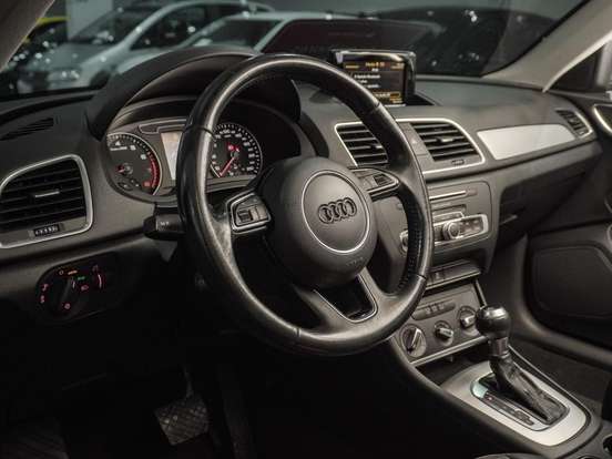AUDI-Q3-1.4 TFSI ATTRACTION FLEX 4P S TRONIC AUDI-Q3-2017