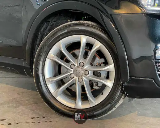 AUDI-Q3-2013