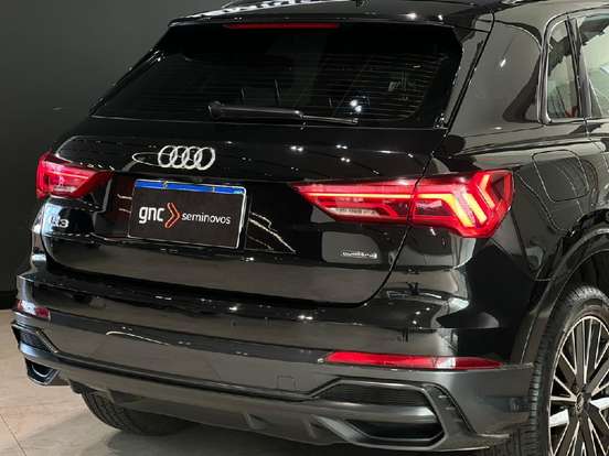AUDI-Q3-2.0 40 TFSI GASOLINA PERFORMANCE BLACK QUATTRO TIPTRONIC AUDI-Q3-2022