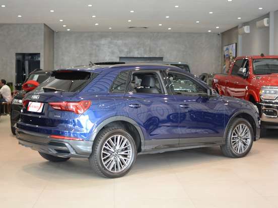 AUDI-Q3-2.0 40 TFSI GASOLINA PERFORMANCE BLACK QUATTRO TIPTRONIC AUDI-Q3-2022