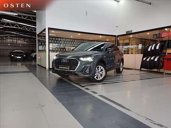 AUDI-Q3-2023