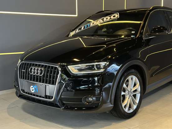 AUDI-Q3-2015