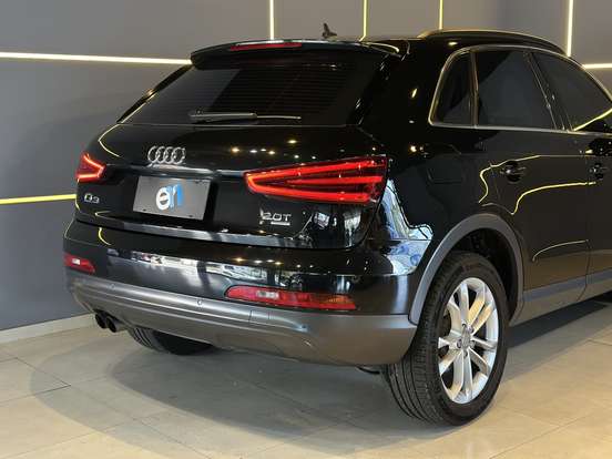 AUDI-Q3-2.0 TFSI AMBIENTE QUATTRO 4P GASOLINA S TRONIC AUDI-Q3-2015