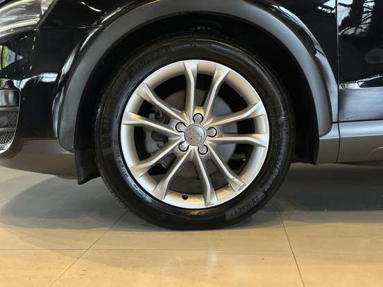 AUDI-Q3-2.0 TFSI AMBIENTE QUATTRO 4P GASOLINA S TRONIC AUDI-Q3-2015