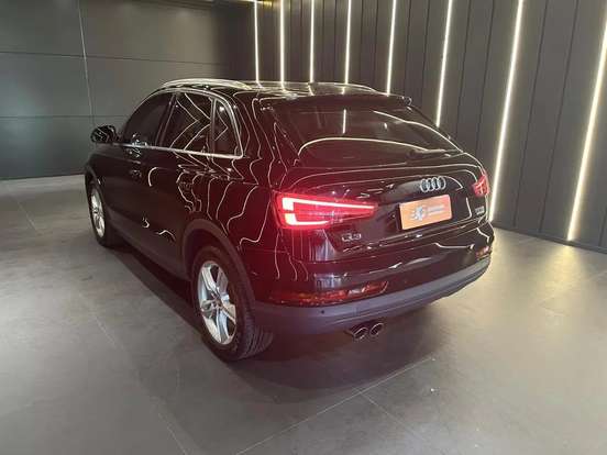 AUDI-Q3-2.0 TFSI ATTRACTION QUATTRO 4P GASOLINA S TRONIC AUDI-Q3-2015