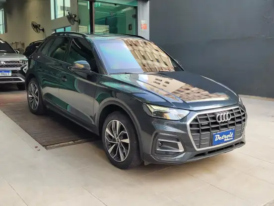 AUDI-Q5-2022