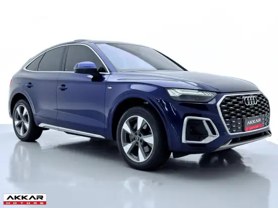 AUDI-Q5-2021