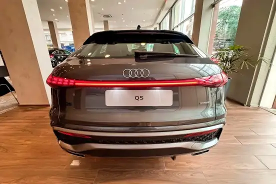 AUDI-Q5-2026