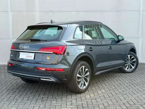 AUDI-Q5-2024