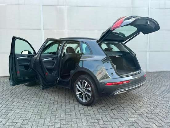 AUDI-Q5-2024
