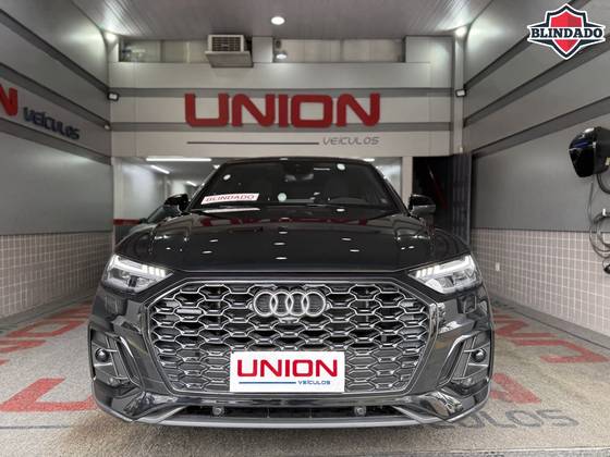 AUDI Q5 2.0 55 TFSIE PHEV SPORTBACK PERFORMANCE BLACK QUATTRO S TRONIC