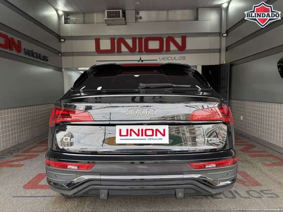 AUDI-Q5-2.0 55 TFSIE PHEV SPORTBACK PERFORMANCE BLACK QUATTRO S TRONIC AUDI-Q5-2023