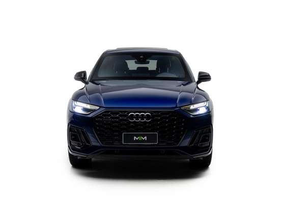 AUDI-Q5-2022
