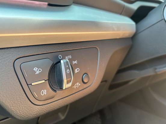 AUDI-Q5-2022