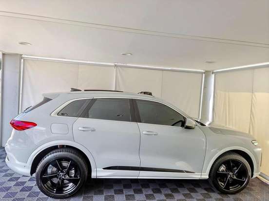 AUDI-Q5-2025