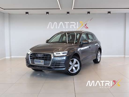 AUDI-Q5-2019