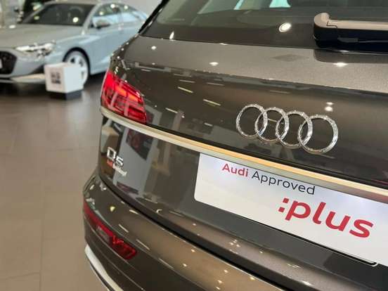 AUDI-Q5-2024