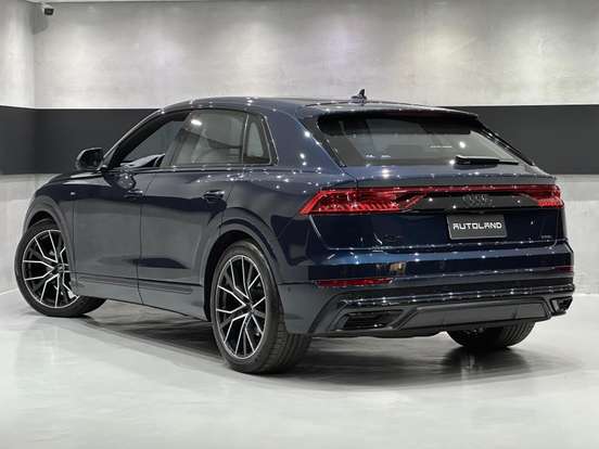 AUDI-Q8-3.0 TFSI GASOLINA PERFORMANCE BLACK QUATTRO TIPTRONIC AUDI-Q8-2022