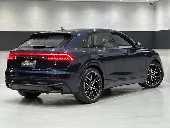 AUDI-Q8-3.0 TFSI GASOLINA PERFORMANCE BLACK QUATTRO TIPTRONIC AUDI-Q8-2022