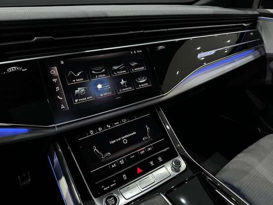 AUDI-Q8-3.0 TFSI GASOLINA PERFORMANCE BLACK QUATTRO TIPTRONIC AUDI-Q8-2022