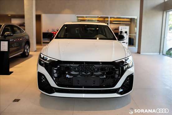 AUDI-Q8-2025
