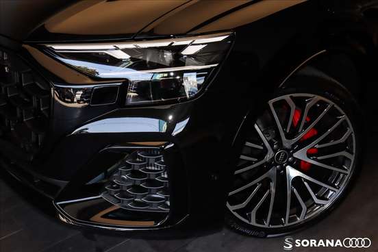AUDI-Q8-2025