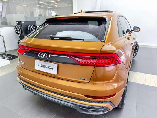 AUDI-Q8-3.0 TFSI GASOLINA PERFORMANCE BLACK QUATTRO TIPTRONIC AUDI-Q8-2020