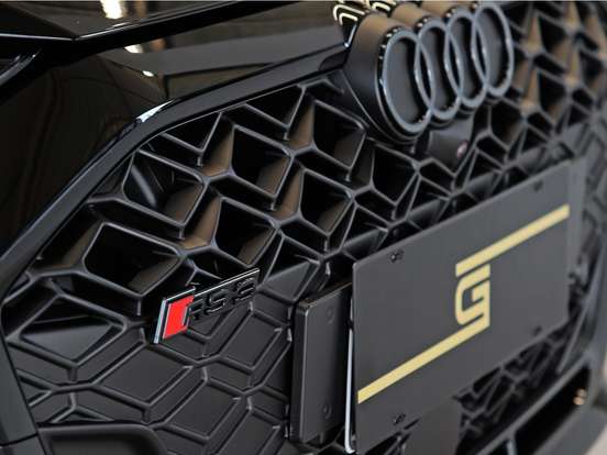 AUDI-RS3-2025