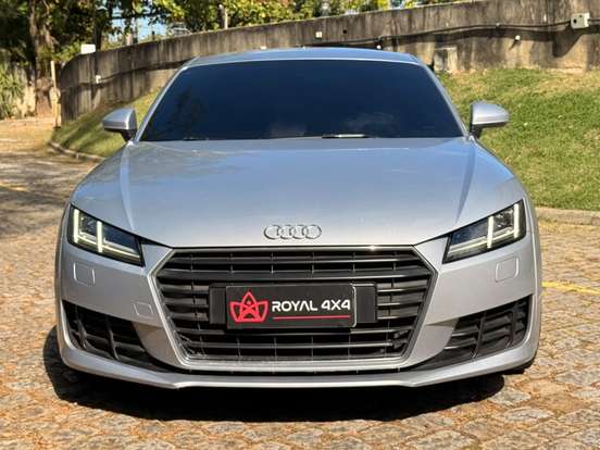 AUDI-TT-2015
