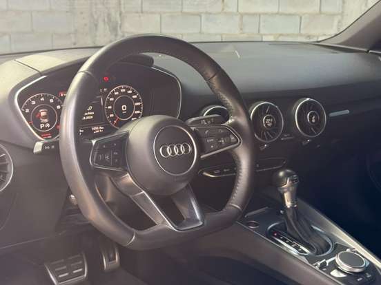 AUDI-TT-2015